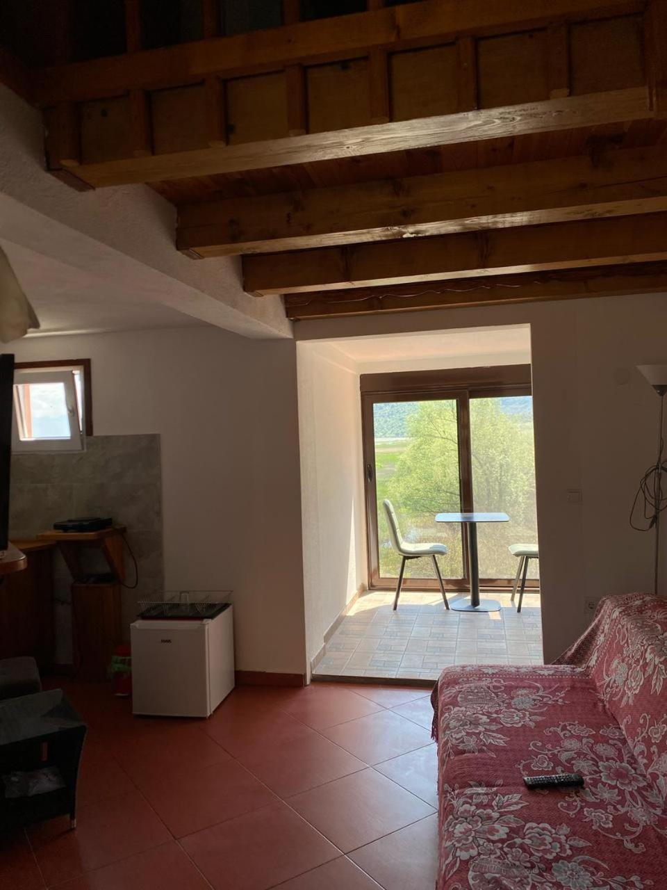 Draga'S Rooms Virpazar Quarto foto
